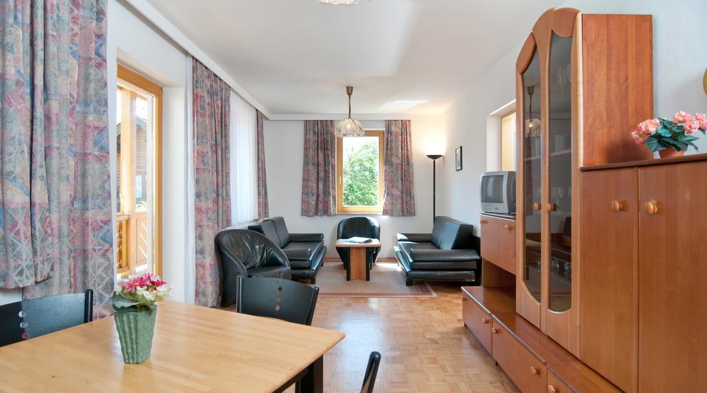 Gaestehaus Lutschounig Faak am See Extérieur photo